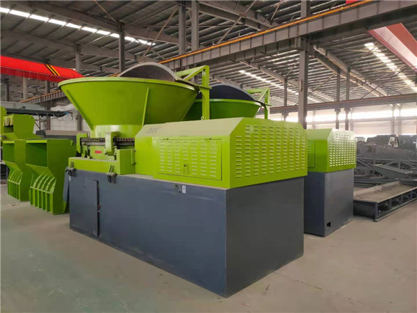 圆锅树根破碎机